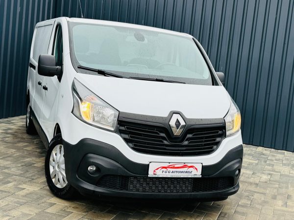 RENAULT TRAFIC / Fab.- 03-2015/ 1.6 DIESEL 120 Cp / EURO 6 / POSIBILITATE RATE / BuyBack / GARANTIE 1 AN