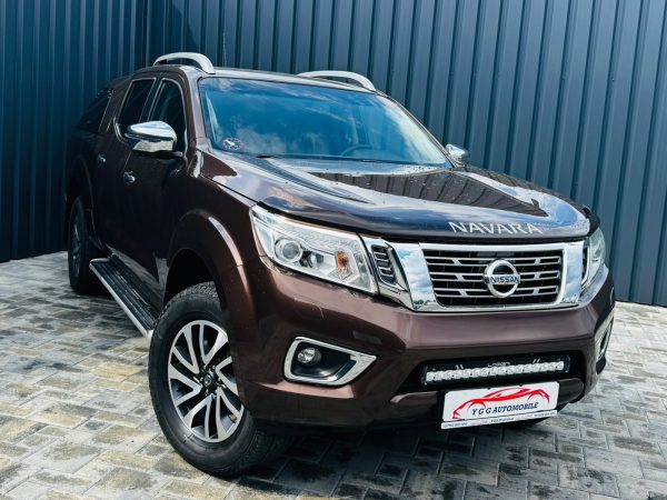 NISSAN NAVARA NP300 / 2.3 DIESEL 190CP / FAB 05.2016 / EURO 5 / 4X4 / AUTOUTILITARA / Posibilitate Rate / BuyBack / GARANTIE 1 AN