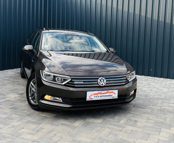 VOLKSWAGEN PASSAT B8 / 1.6 DIESEL 120 CP / FAB 11-2015 / EURO 6 / Posibilitate Rate / BuyBack / Garantie 1 AN