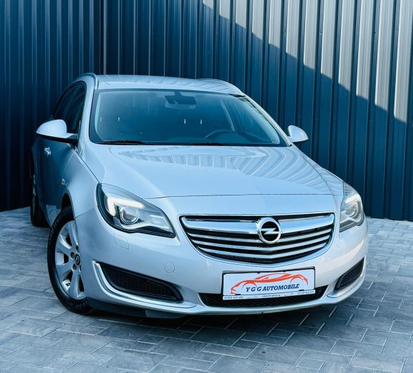OPEL INSIGNIA SPORTS TOURER / 2.0 DIESEL 140CP / FAB 03.2014 / EURO 5 / Posibilitate Rate / BuyBack / GARANTIE 1 AN